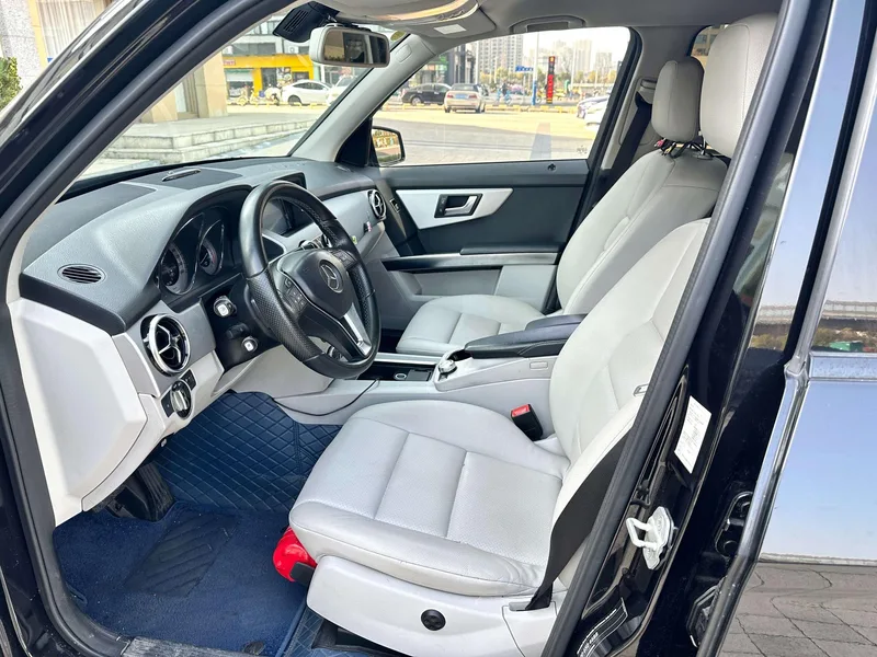 Mercedes-Benz GLK-Class 2013 GLK 300 4MATIC Dinámico exterior foto 5