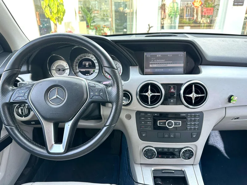 Mercedes-Benz GLK-Class 2013 GLK 300 4MATIC Dinámico exterior foto 9