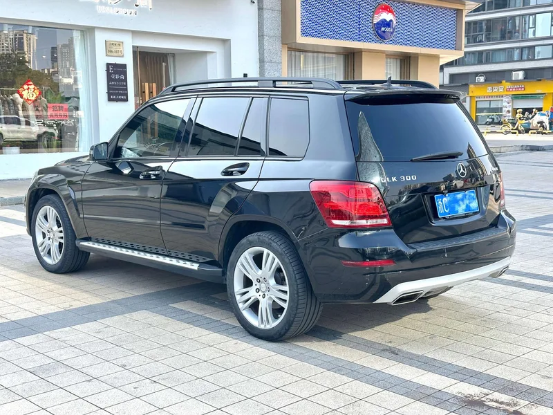 Mercedes-Benz GLK-Class 2013 GLK 300 4MATIC Dinámico interior foto 15