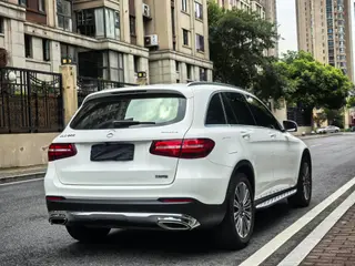 Mercedes-Benz GLC 2017 GLC 200 4MATIC exterior photo 4
