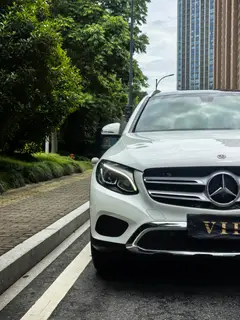 Mercedes-Benz GLC 2017 GLC 200 4MATIC interior photo 14