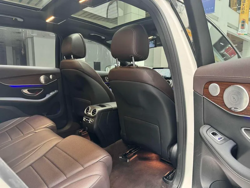 Mercedes-Benz GLC 2021 GLC 300 L 4MATIC Dynamic interior photo 20