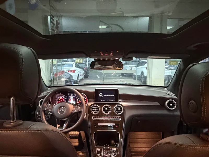 Mercedes-Benz GLC 2019 GLC 260 L 4MATIC Dinámico interior foto 12