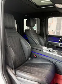Mercedes-Benz G-Class 2023 G 500 intérieur photo 12