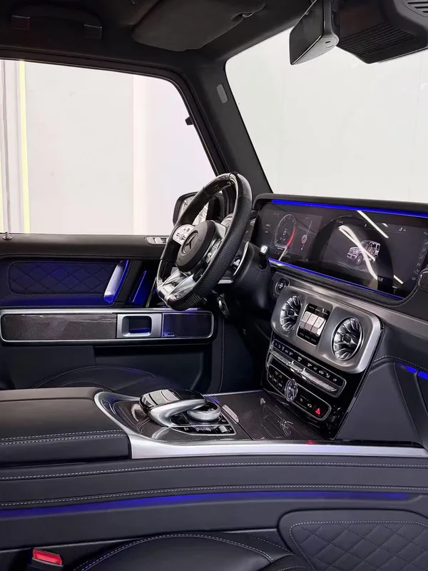 Mercedes-Benz G-Class 2023 G 500 intérieur photo 16