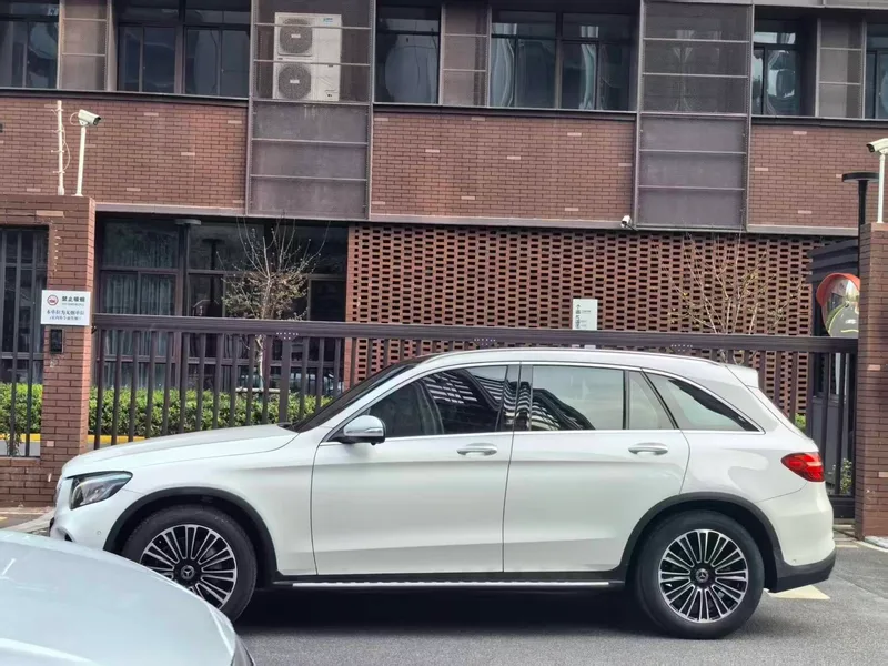 Mercedes-Benz GLC 2018 GLC 260 4MATIC Type dynamique intérieur photo 7
