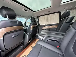 Mercedes-Benz V-Class 2021 V 260 Versión de lujo interior foto 11