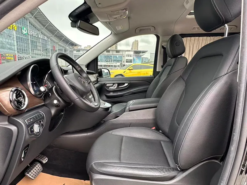 Mercedes-Benz V-Class 2021 V 260 Versión de lujo interior foto 13