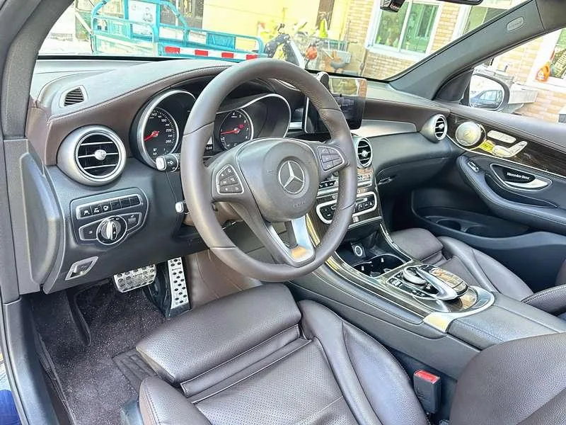 Mercedes-Benz GLC 2016 GLC 260 4MATIC Type de luxe intérieur photo 13