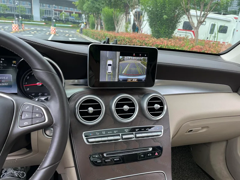 Mercedes-Benz GLC 2016 GLC 300 4MATIC Dynamic interior photo 12