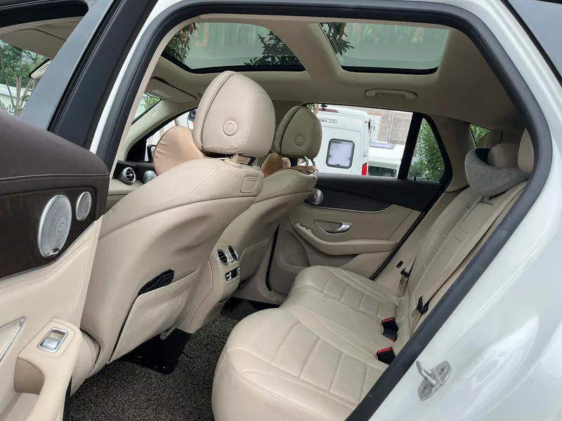 Mercedes-Benz GLC 2016 GLC 300 4MATIC Dynamic interior photo 14