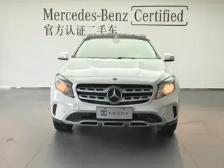 Mercedes-Benz GLA 2017 GLA 200 Dinámico exterior foto 3