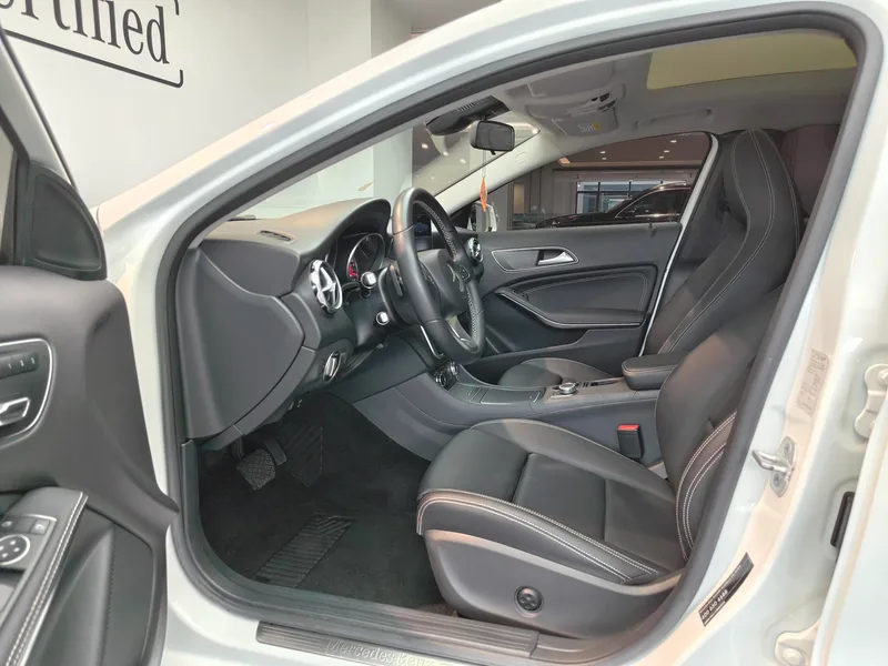 Mercedes-Benz GLA 2017 GLA 200 Dinámico exterior foto 7