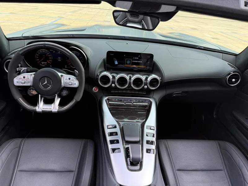 Mercedes-Benz AMG GT 2019 AMG GT C interior photo 14