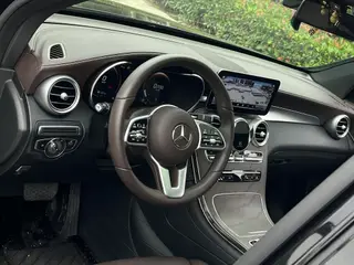 Mercedes-Benz GLC 2022 Tres cambios GLC 260 L 4MATIC Dinámico interior foto 12