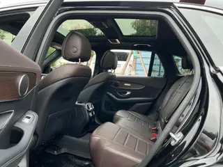 Mercedes-Benz GLC 2022 Tres cambios GLC 260 L 4MATIC Dinámico interior foto 15