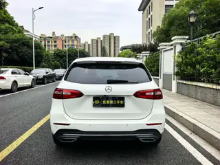 Mercedes-Benz B-Class 2022 B 180 Style tendance extérieur photo 4