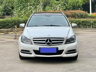 Mercedes-Benz C-Class 2011 C 200 Edición de viaje deportivo de lujo exterior foto 2