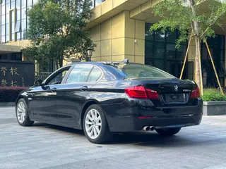 BMW 5 Series 2012 530Li Luxury type exterior photo 5