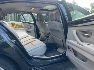 BMW 5 Series 2012 530Li Luxury type interior photo 11