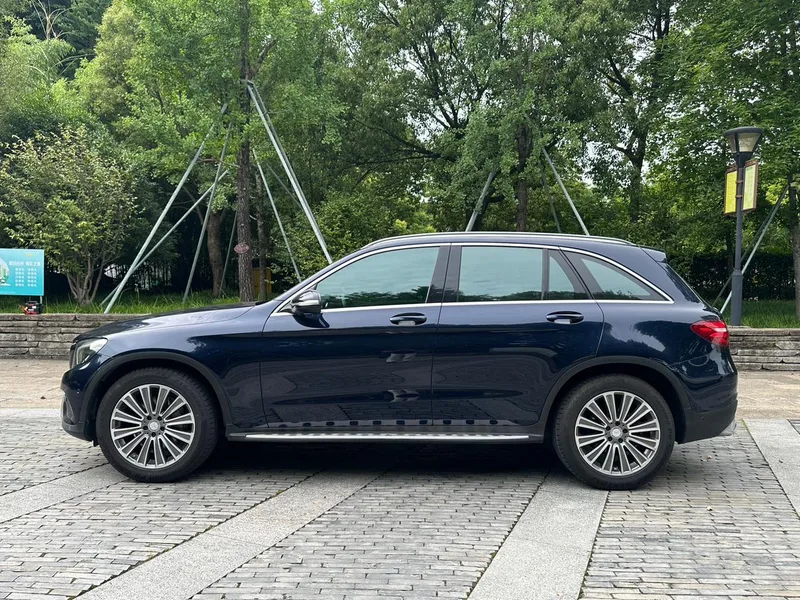 Mercedes-Benz GLC 2016 GLC 200 4MATIC exterior photo 3