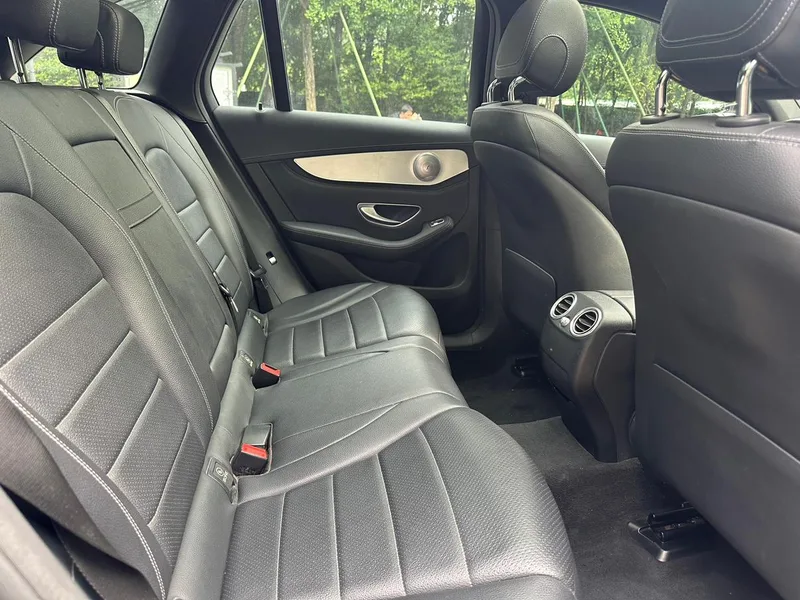 Mercedes-Benz GLC 2016 GLC 200 4MATIC interior photo 18
