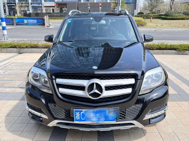 Mercedes-Benz GLK-Class 2013 GLK 300 4MATIC Type dynamique extérieur photo 3