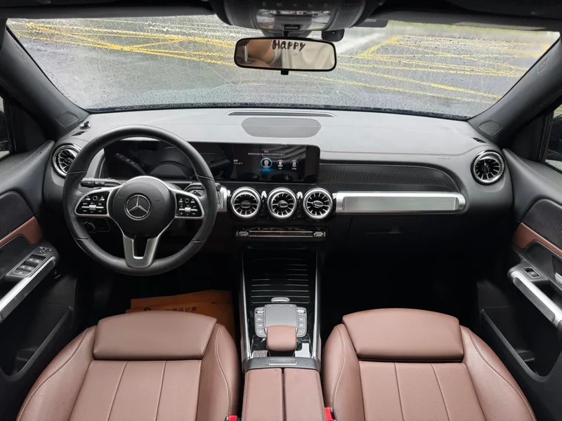 Mercedes-Benz GLB 2022 Reforma GLB 200 Dinámico interior foto 8