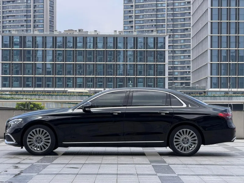 Mercedes-Benz E-Class 2021 E 300 L Luxury type Passenger car exterior photo 3