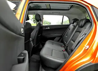 Hyundai ix25 2015 1.6L Tipo inteligente de tracción automática en dos ruedas GLS interior foto 6 Hyundai ix25 2015 1.6L Tipo inteligente de tracción automática en dos ruedas GLS interior foto 6