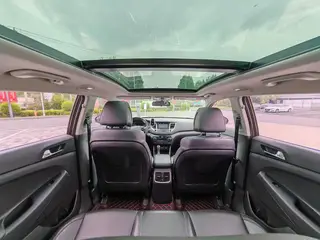 Hyundai Tucson 2015 1.6T Dual-clutch, two-wheel drive, intelligent model exterior photo 4 Hyundai Tucson 2015 1.6T Dual-clutch, two-wheel drive, intelligent model exterior photo 4