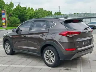 Hyundai Tucson 2015 1.6T Dual-clutch, two-wheel drive, intelligent model interior photo 9 Hyundai Tucson 2015 1.6T Dual-clutch, two-wheel drive, intelligent model interior photo 9