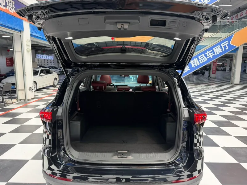 Jetour X70 PLUS 2023 1.5T DCT Valiente PLUS 5 Asiento interior foto 17 Jetour X70 PLUS 2023 1.5T DCT Valiente PLUS 5 Asiento interior foto 17