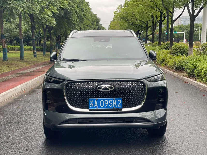 Chery Tiggo 8 PLUS 2025 Kunpeng 290TGDI DCT Premium Trim 7 seat exterior photo 2
