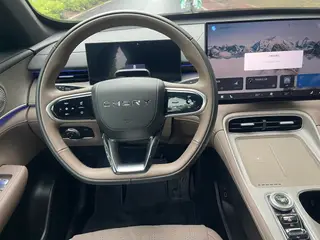Chery Tiggo 8 PLUS 2025 Kunpeng 290TGDI DCT Premium Trim 7 seat interior photo 7