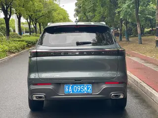 Chery Tiggo 8 PLUS 2025 Kunpeng 290TGDI DCT Premium Trim 7 seat interior photo 8