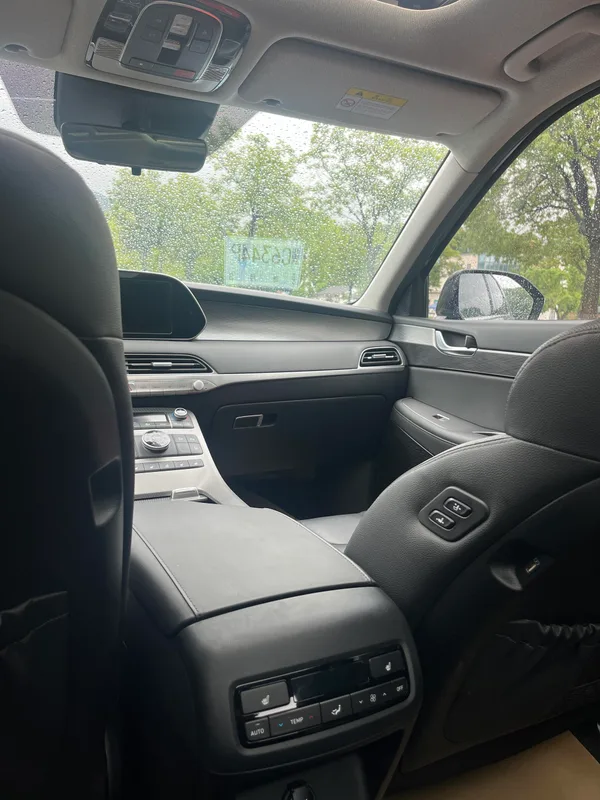 Hyundai Palisade 2021 3.5L Four-wheel drive automatic GLS interior photo 13 Hyundai Palisade 2021 3.5L Four-wheel drive automatic GLS interior photo 13