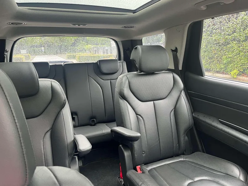Hyundai Palisade 2021 3.5L Four-wheel drive automatic GLS interior photo 16 Hyundai Palisade 2021 3.5L Four-wheel drive automatic GLS interior photo 16