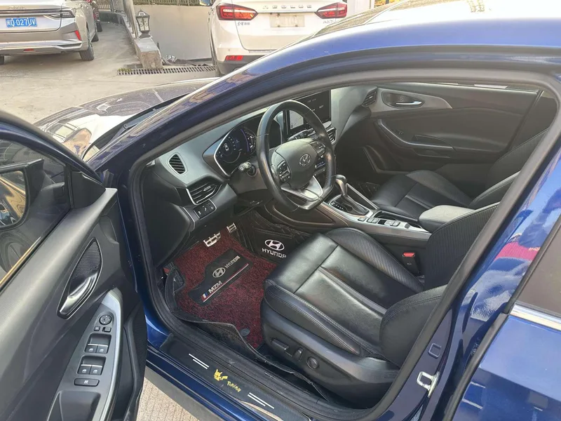 Hyundai Lafesta 2019 280TGDi Version Smart Speed État VI intérieur photo 6 Hyundai Lafesta 2019 280TGDi Version Smart Speed État VI intérieur photo 6