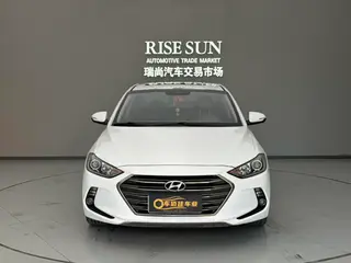 Hyundai Elantra Lingdong 2016 1.6L Auto Zhixuan Elite-type exterior photo 2 Hyundai Elantra Lingdong 2016 1.6L Auto Zhixuan Elite-type exterior photo 2