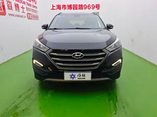 Hyundai Tucson 2015 1.6T Double embrayage, traction avant, version intelligente extérieur photo 2 Hyundai Tucson 2015 1.6T Double embrayage, traction avant, version intelligente extérieur photo 2