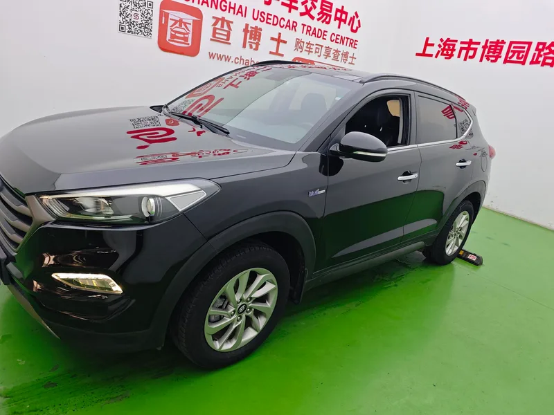 Hyundai Tucson 2015 1.6T Double embrayage, traction avant, version intelligente extérieur photo 3 Hyundai Tucson 2015 1.6T Double embrayage, traction avant, version intelligente extérieur photo 3