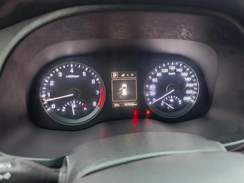 Hyundai Tucson 2015 1.6T Double embrayage, traction avant, version intelligente extérieur photo 4 Hyundai Tucson 2015 1.6T Double embrayage, traction avant, version intelligente extérieur photo 4