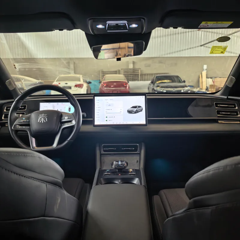 BYD Qin L 2025 Smart Driving Version DM-i 120KM Transcendent interior photo 9 BYD Qin L 2025 Smart Driving Version DM-i 120KM Transcendent interior photo 9