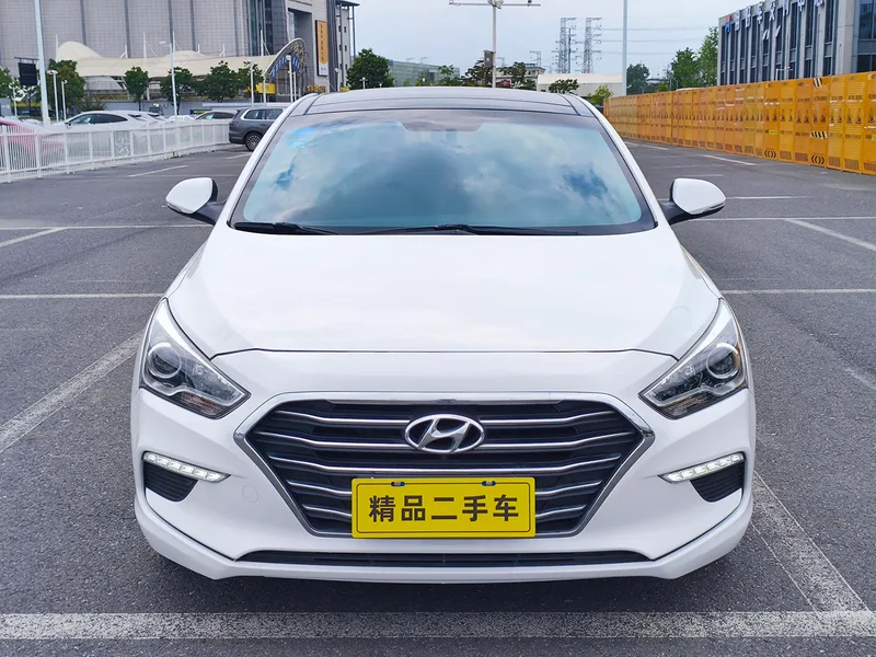 Hyundai Mistra 2017 1.6T Tipo inteligente automático GLS País V exterior foto 2 Hyundai Mistra 2017 1.6T Tipo inteligente automático GLS País V exterior foto 2