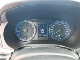 Hyundai Mistra 2017 1.6T Tipo inteligente automático GLS País V interior foto 16 Hyundai Mistra 2017 1.6T Tipo inteligente automático GLS País V interior foto 16