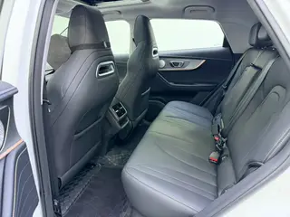 Chery Tiggo 5x 2025 High-energy version 1.5T CVT Luxury type interior photo 8 Chery Tiggo 5x 2025 High-energy version 1.5T CVT Luxury type interior photo 8