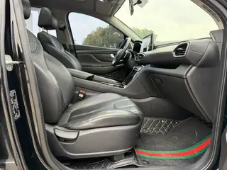 Hyundai Santa Fe 2019 380 TGDi GLS Édition de luxe automatique à deux roues motrices État VI intérieur photo 9 Hyundai Santa Fe 2019 380 TGDi GLS Édition de luxe automatique à deux roues motrices État VI intérieur photo 9