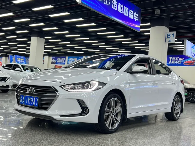 Hyundai Elantra Lingdong 2016 1.6L Auto Zhixuan Modèle phare extérieur photo 1 Hyundai Elantra Lingdong 2016 1.6L Auto Zhixuan Modèle phare extérieur photo 1