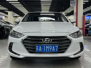 Hyundai Elantra Lingdong 2016 1.6L Auto Zhixuan Modèle phare extérieur photo 3 Hyundai Elantra Lingdong 2016 1.6L Auto Zhixuan Modèle phare extérieur photo 3
